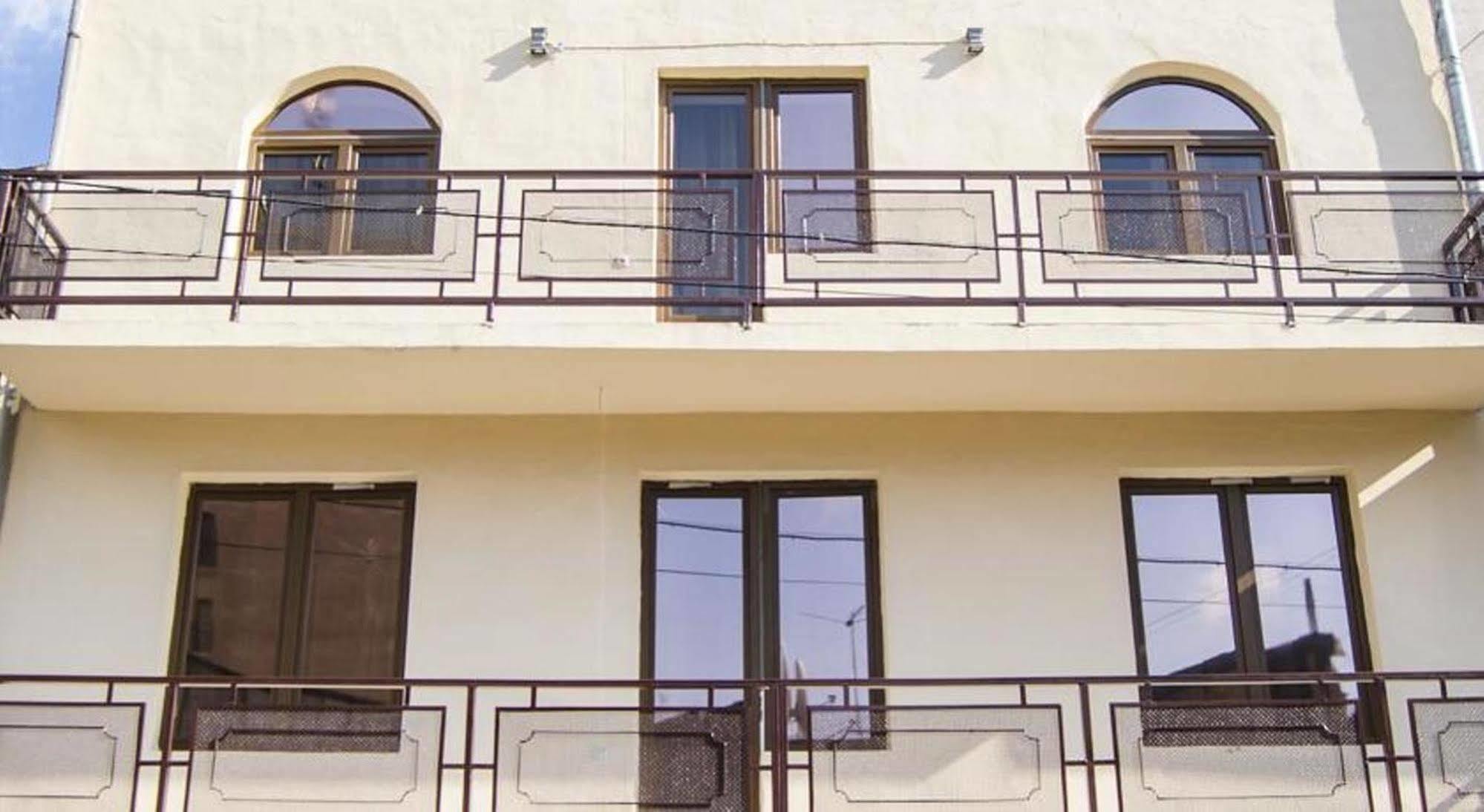 City Centre Hotel By Picnic Yerevan Exterior photo